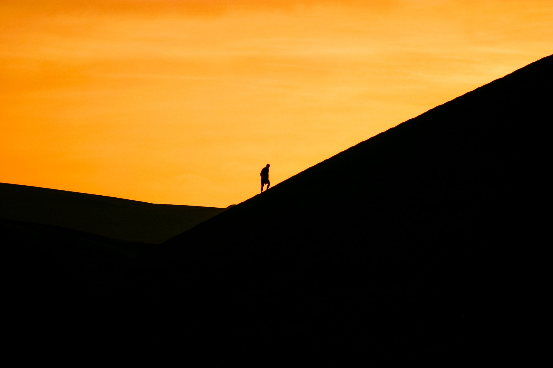 silhouette photography of mountain