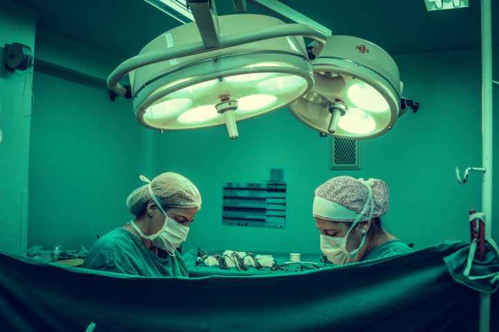 chirurgie chirurgiens docteur gens
