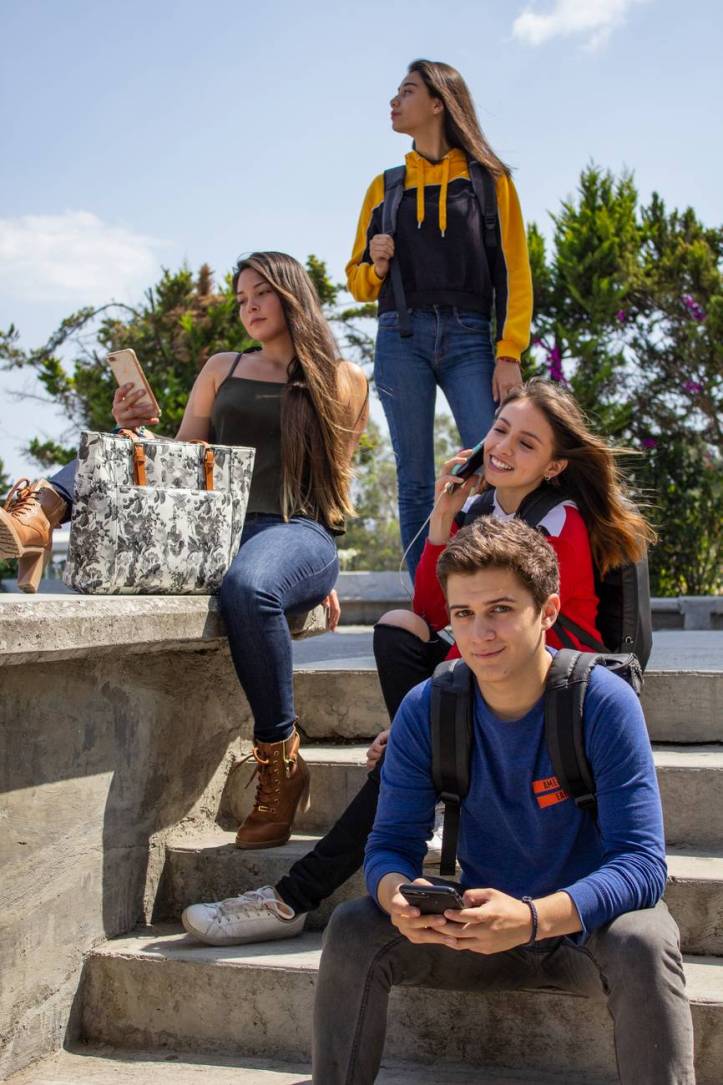 adolescents amis amitie amusement