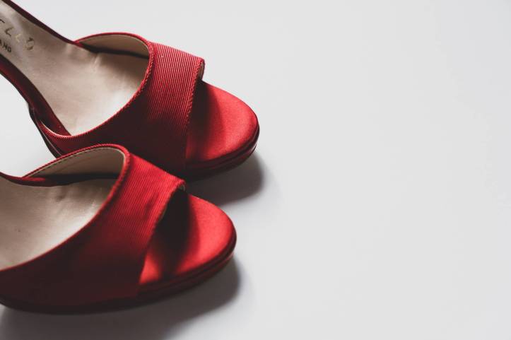 mode rouge femme pieds