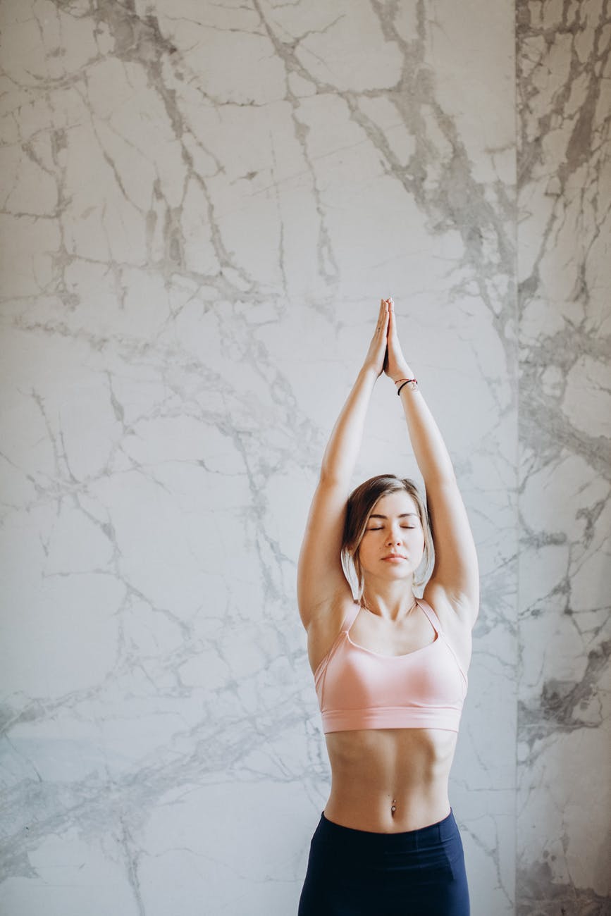 femme detente jeune fitness