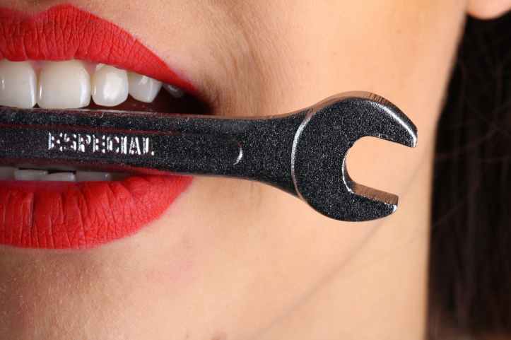 bouche cle dame dents