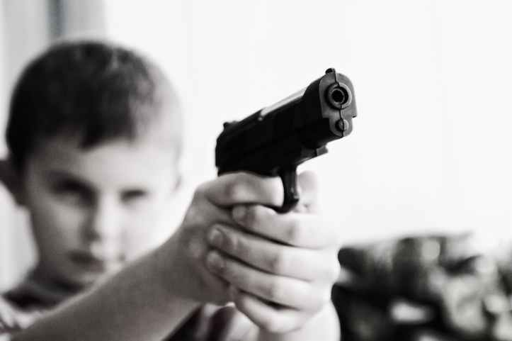 arme arme a feu arme de poing brouiller